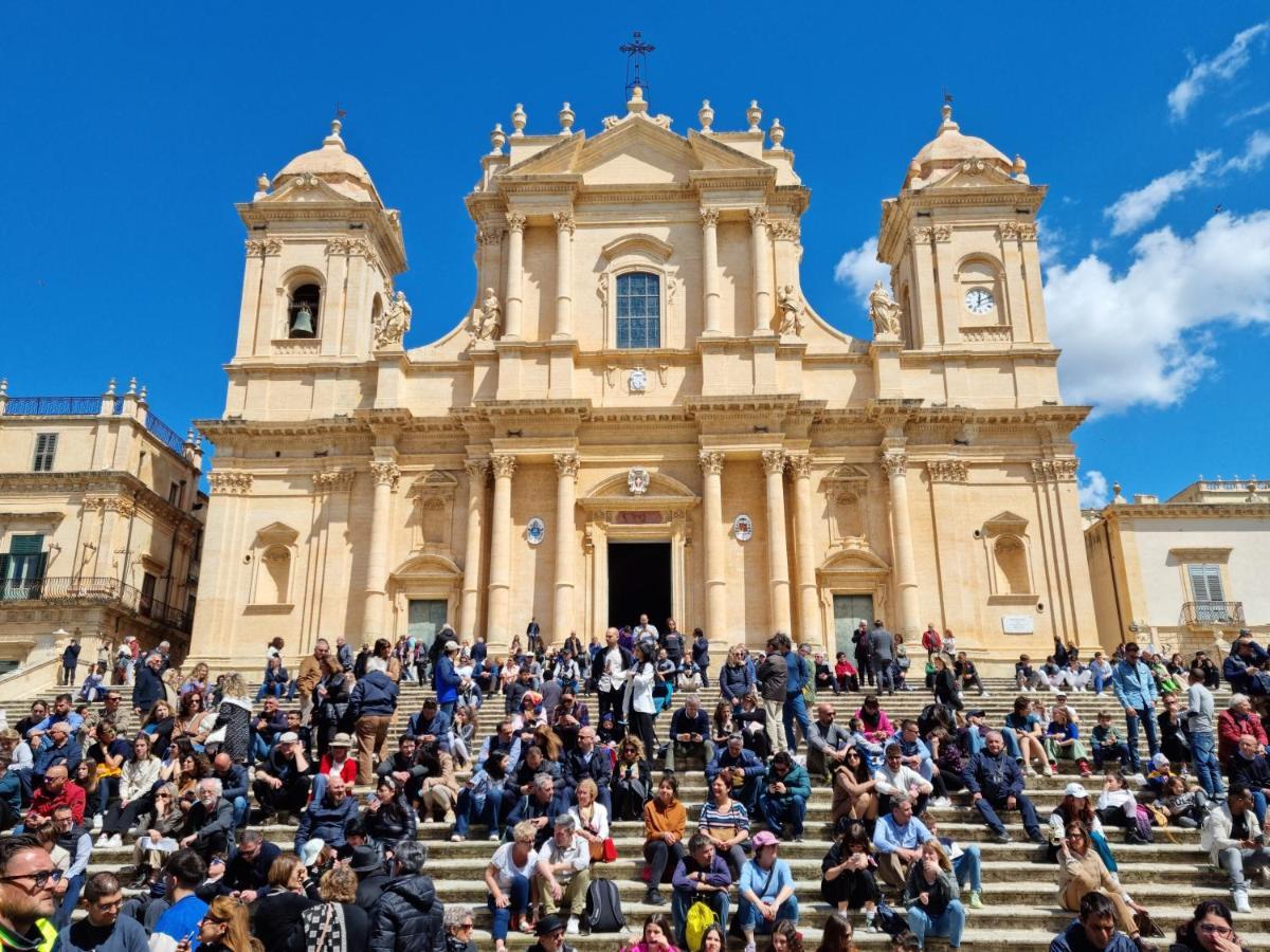 Casa Bommegna Villa Noto Eksteriør billede